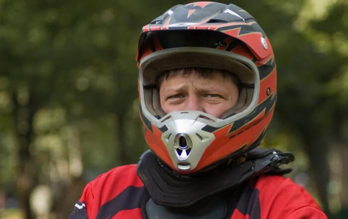 Motocross Neck Brace: an Essential Gear for Dirt Riding